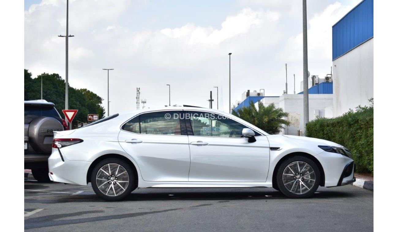 Toyota Camry SE V6 - Full option