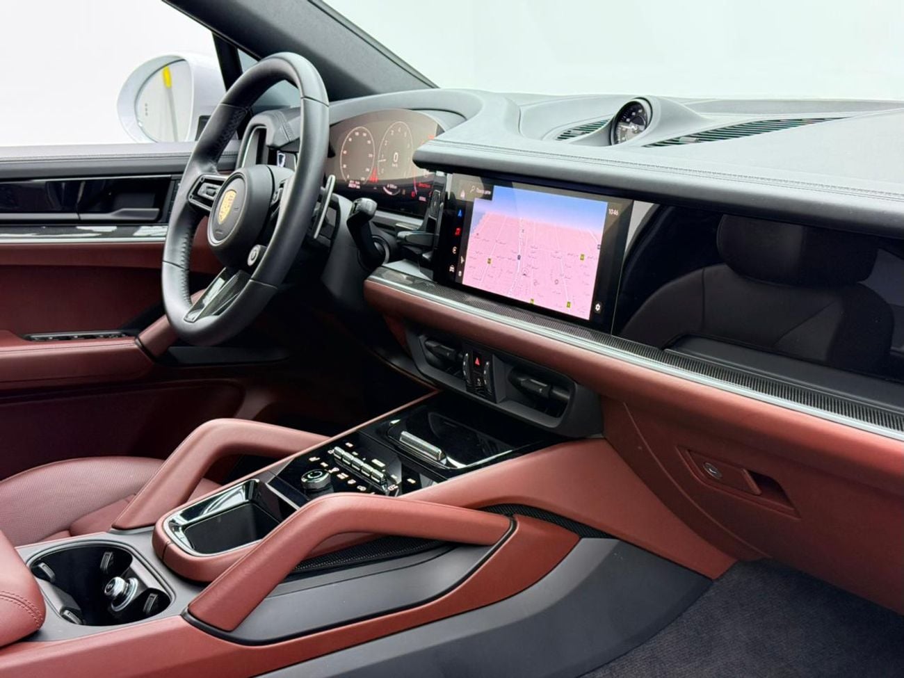 بورش كايان 2024 Porsche Cayenne Coupe, 2026 Porsche Warranty, Full Porsche Service History, Low Km, GCC