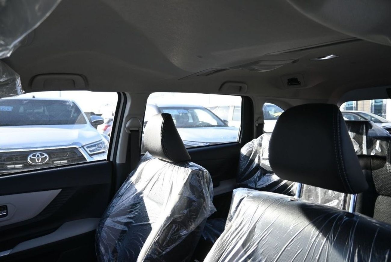 Toyota Veloz Toyota VELOZ 1.5L Petrol, FWD, SUV, 5 Doors, Push Start, Rear Parking Sensors, 7 Seater, Rear Camera