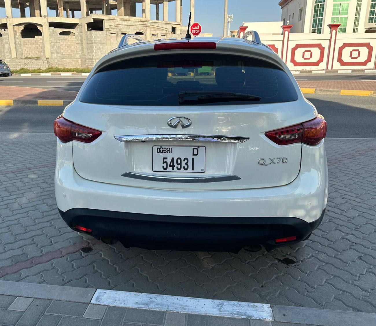 إنفينيتي QX70