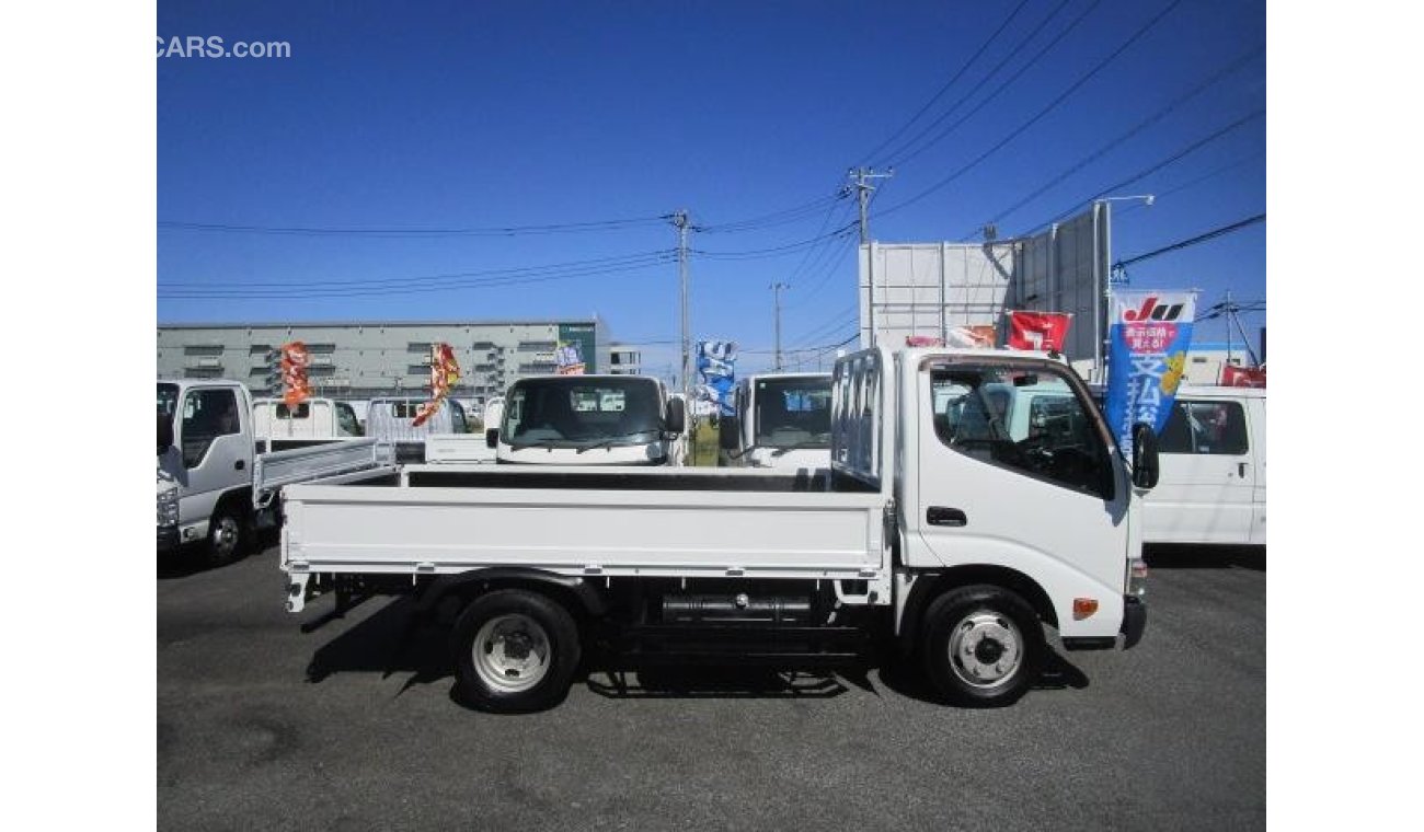 Hino Dutro XZU605M