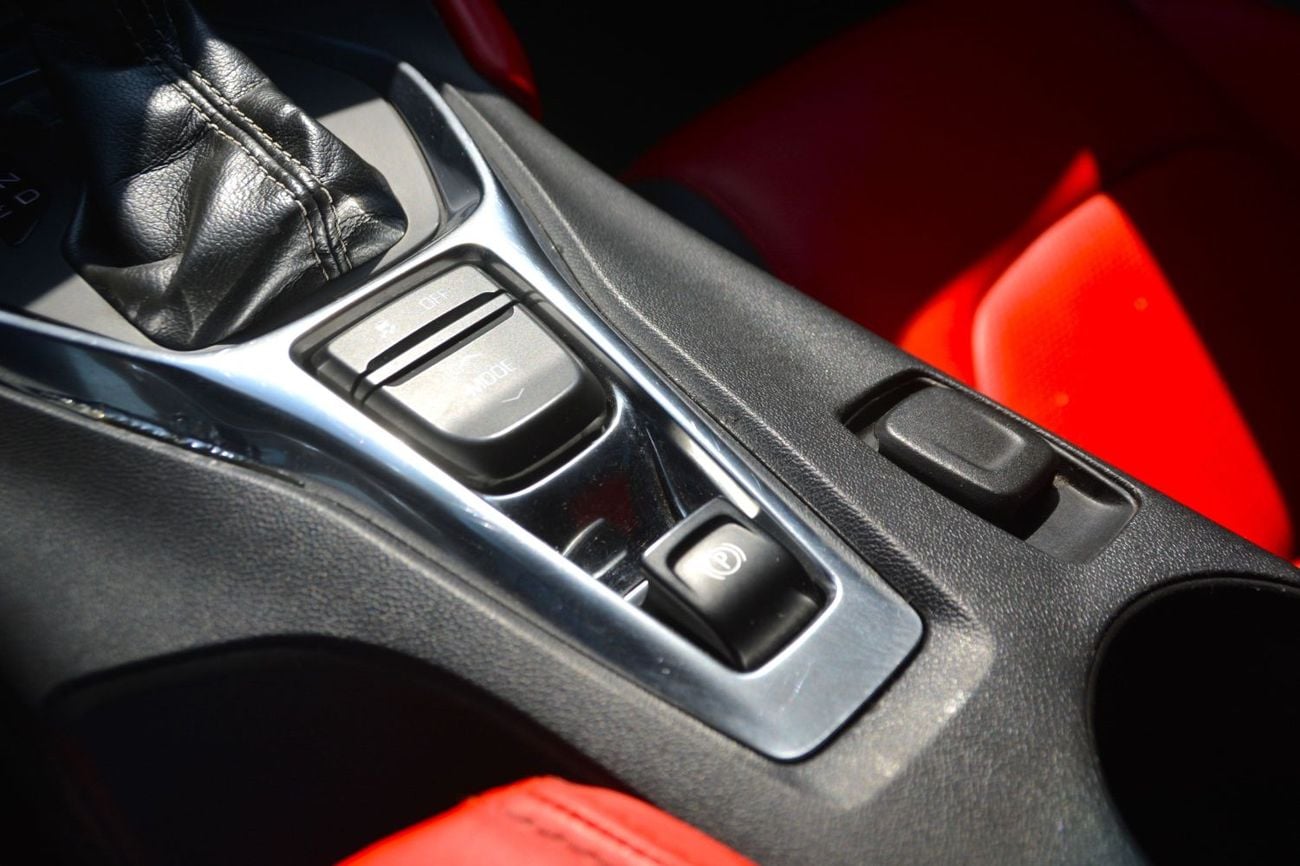 Chevrolet Camaro 1LT 3.6L (335 HP) BEAUTIFULL LOOK