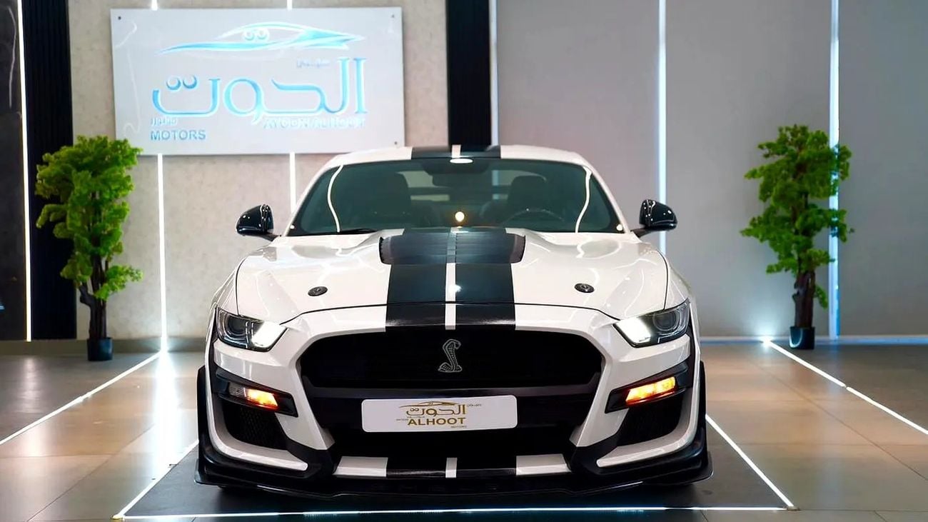 Ford Mustang GT California Special 5.0L (435 HP) Coupe A/T VIP || ORIGINAL CHILBI V8 KIT || FULL CARBON FIBER || 