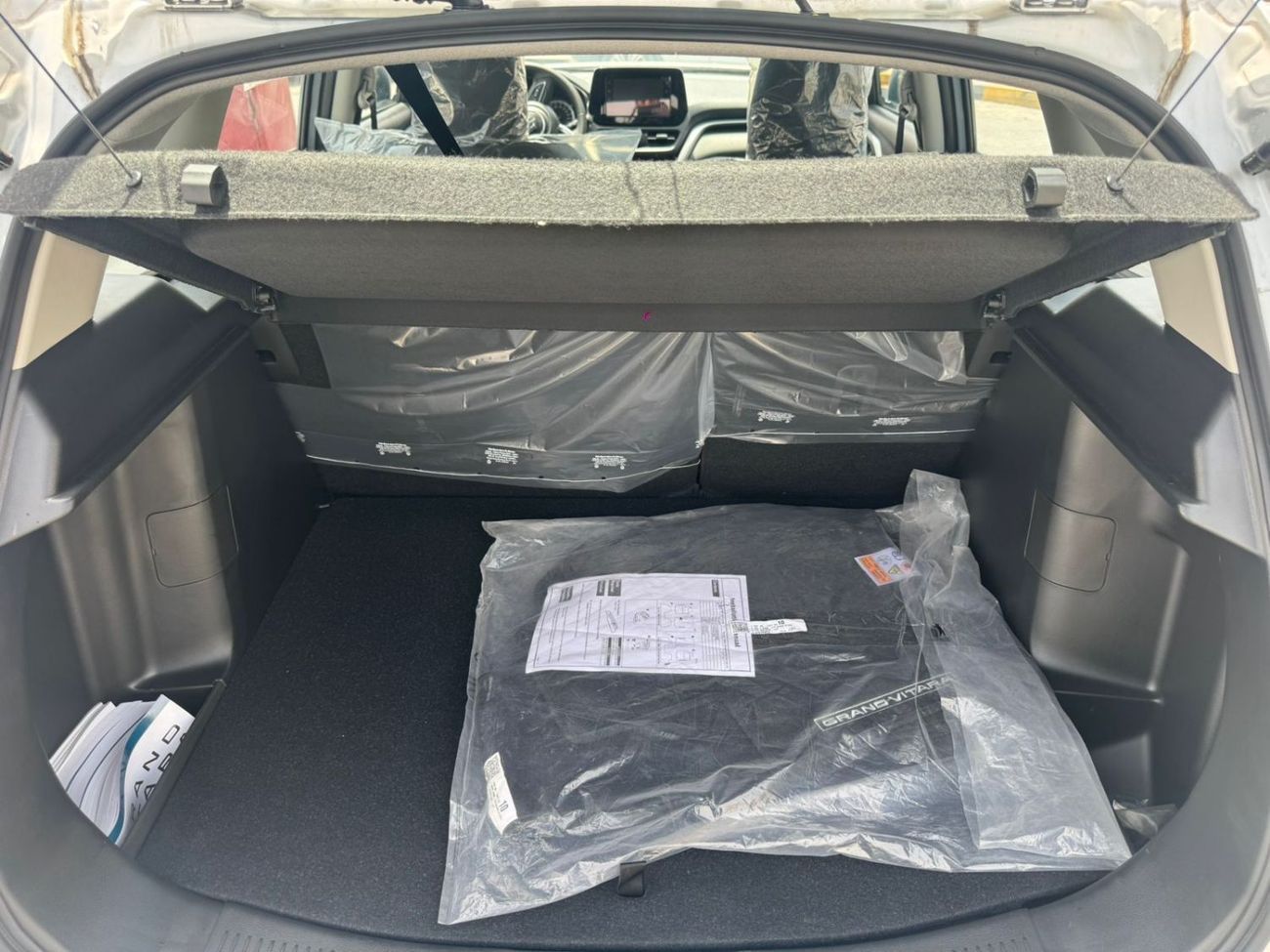 Suzuki Grand Vitara Suzuki Grand Vitara 1.5L Petrol V4 MY2025 GCC