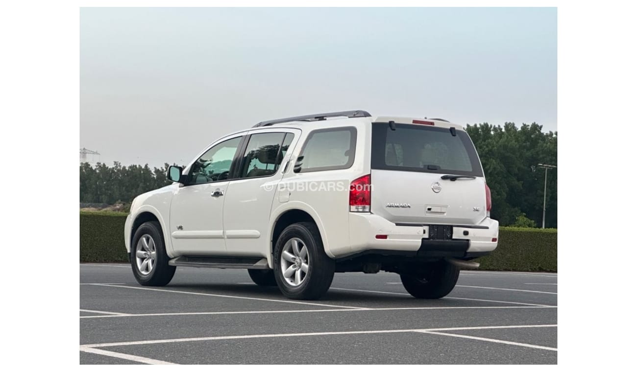 Nissan Armada MODEL 2014 GCC CAR PERFECT CONDITION INSIDE AND OUTSIDE FULL OPTION SUN ROOF LEATHER SEATS