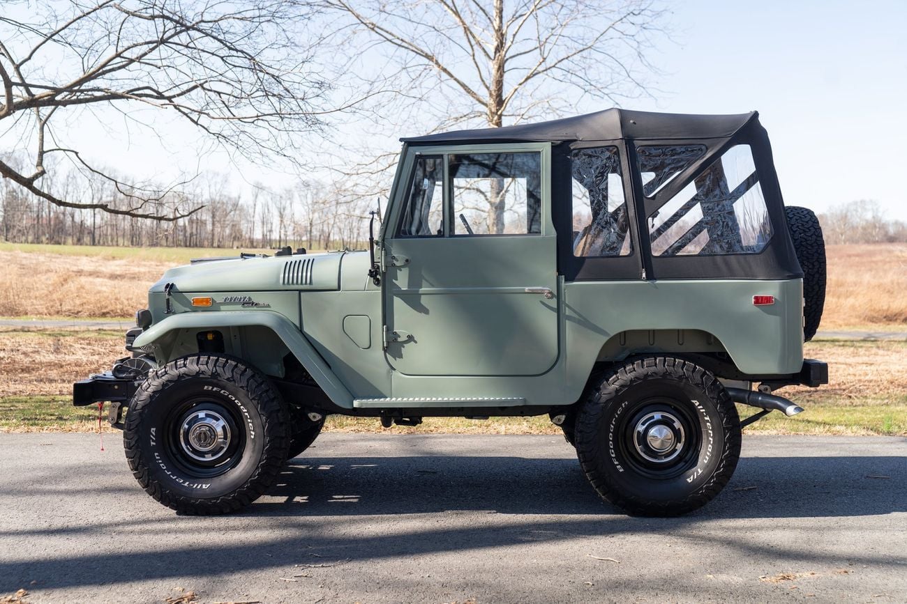 Toyota FJ Cruiser LS3 Swap, 5 Speed Manual, Restomod