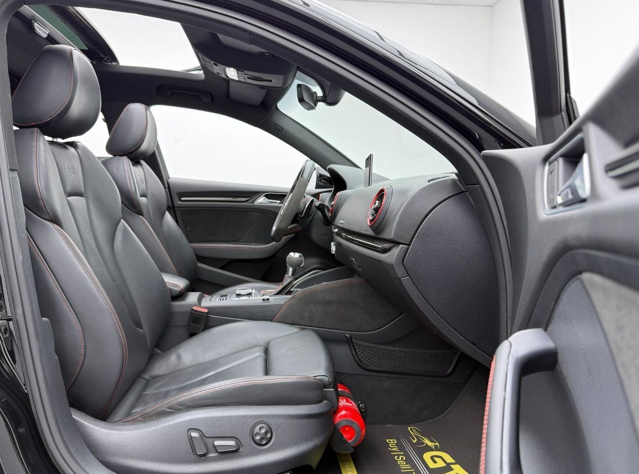 Audi RS3 2018 Audi RS3 Quattro Sportback, Warranty, Full Service History, Excellent Condition, GCC