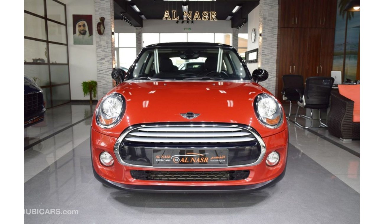 Mini Cooper 2015 - GCC Specs, Excellent Condition, Only 49,000Kms - Single Owner, Accident Free