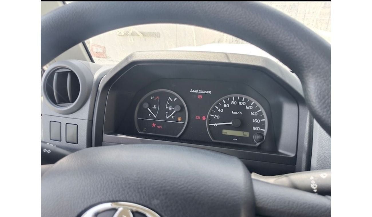 تويوتا لاند كروزر 70 TOYOTA LAND CRUISER LC76 4.2D MT MY2025 (LHD)