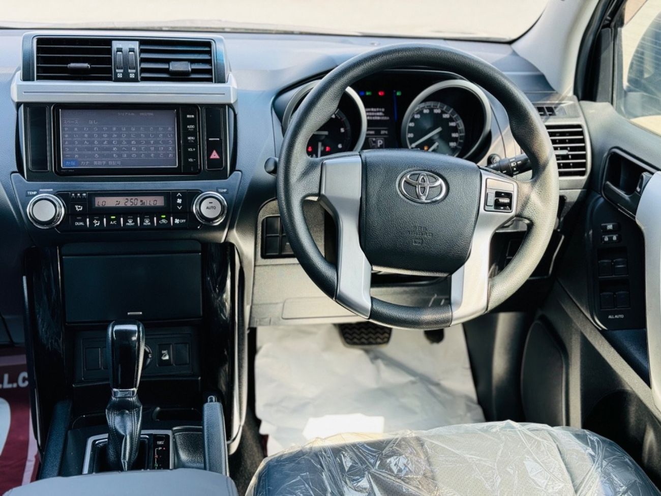 تويوتا برادو RIGHT HAND DRIVE