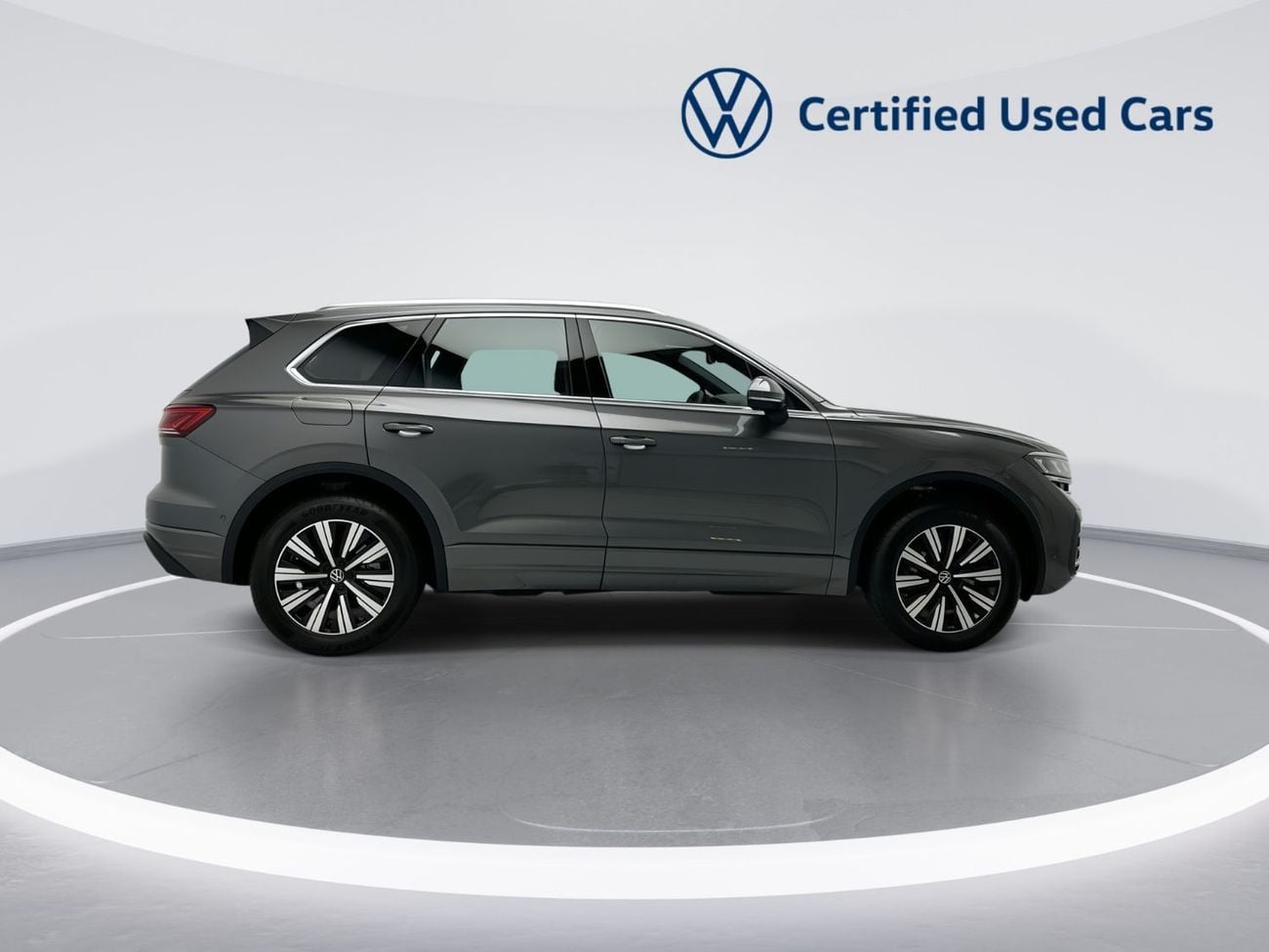 فولكس واجن طوارق ELEGANCE | Premium V6 Performance & Smart Tech | VW Certified | GCC Specs