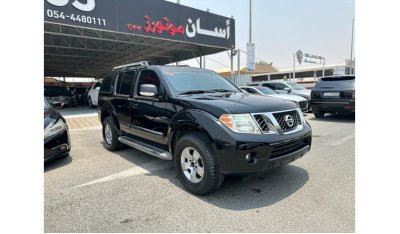 Nissan Pathfinder Nissan pathfinder LE