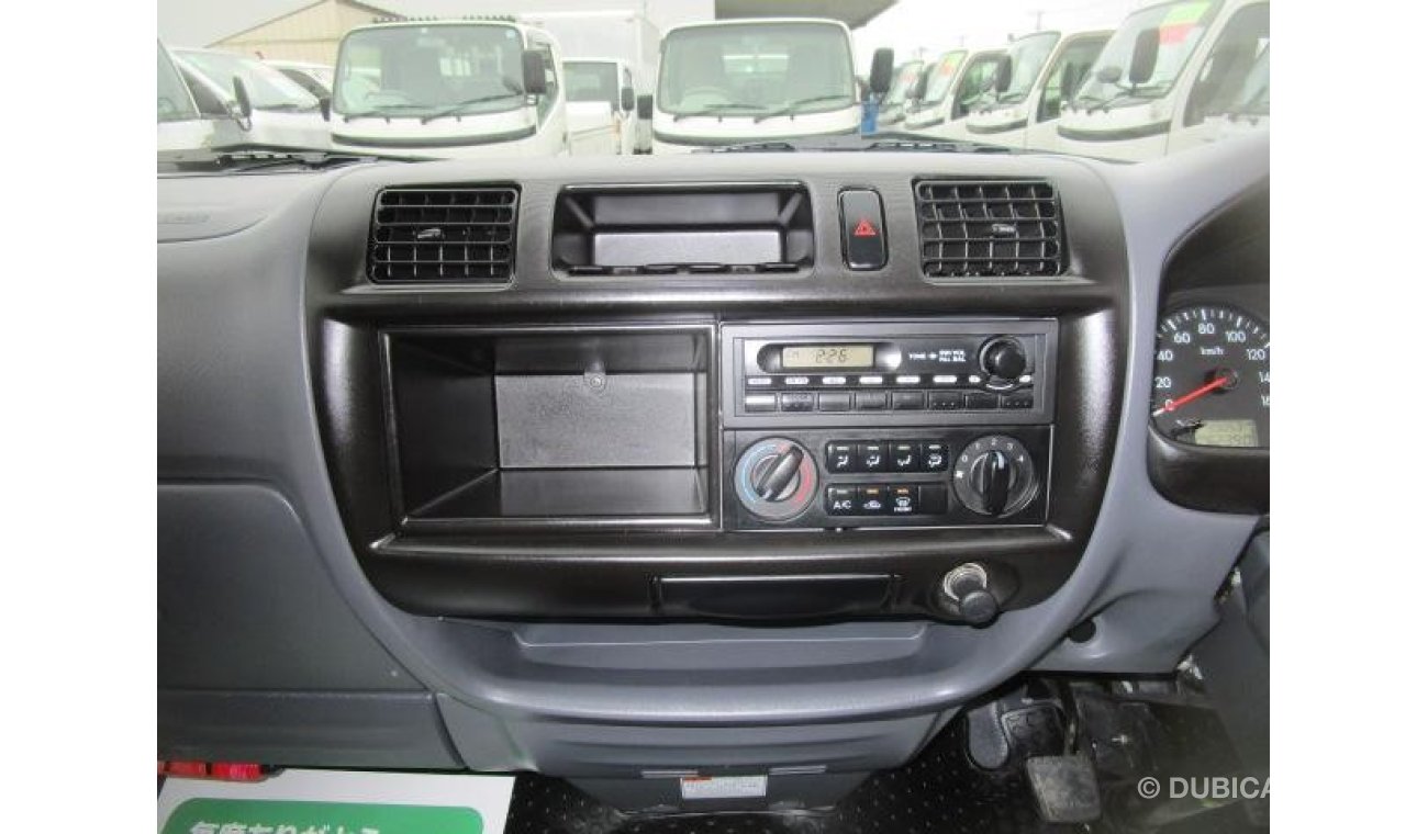 Mazda Bongo SLP2T