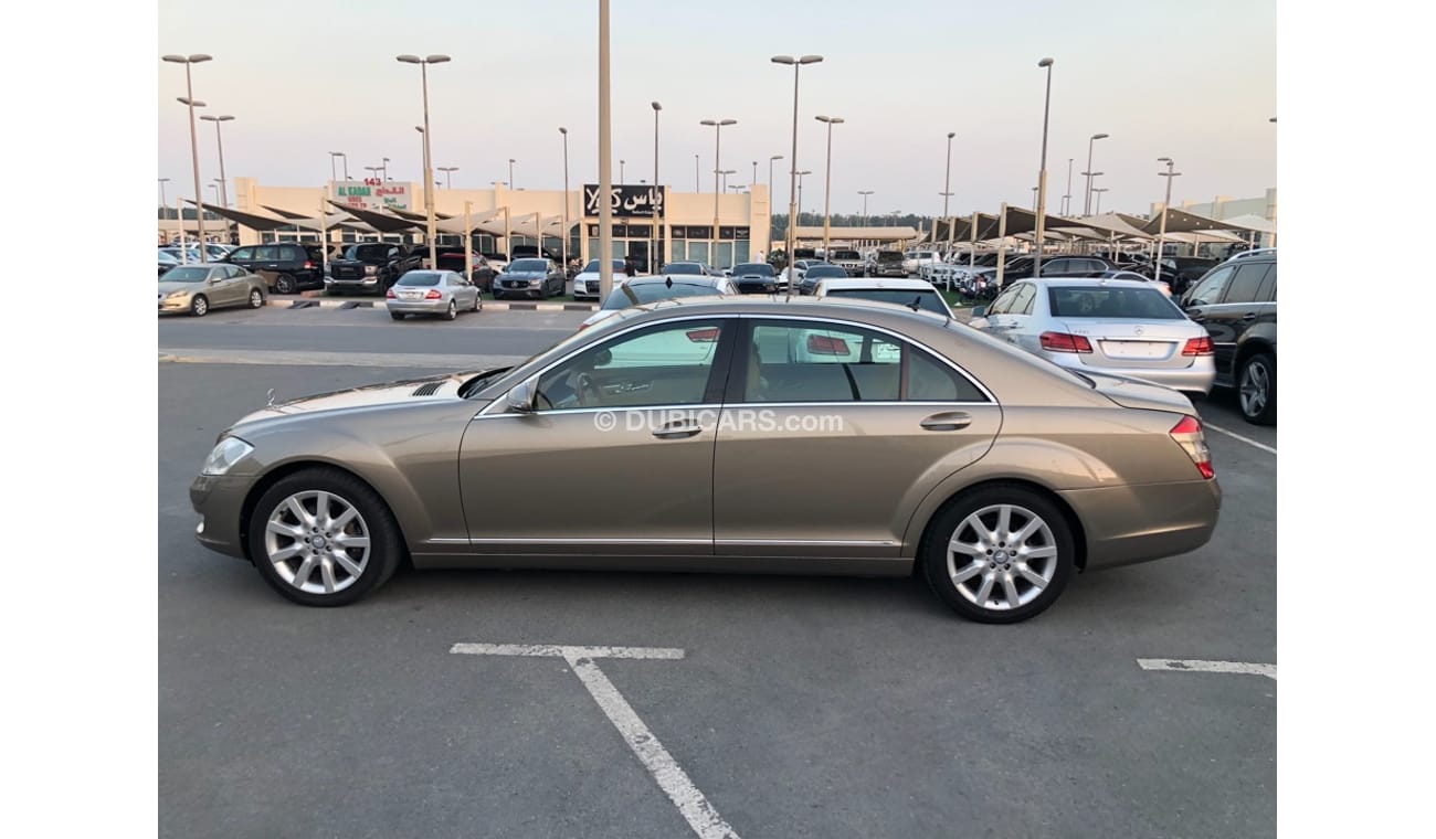 مرسيدس بنز S 350 موديل 2009 خليجي فل مواصفات بانوراما وتحكم كهربي كامل ونظام صوت ممتاز وكاميرا خلفيه وكراسي جلد ومثبت
