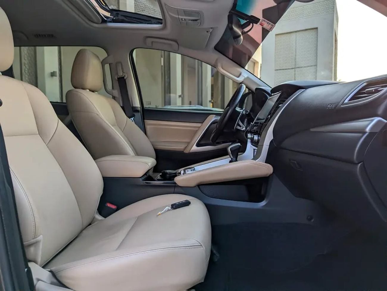 Mitsubishi Montero Sport GLS Top Line 4WD | GCC Specs