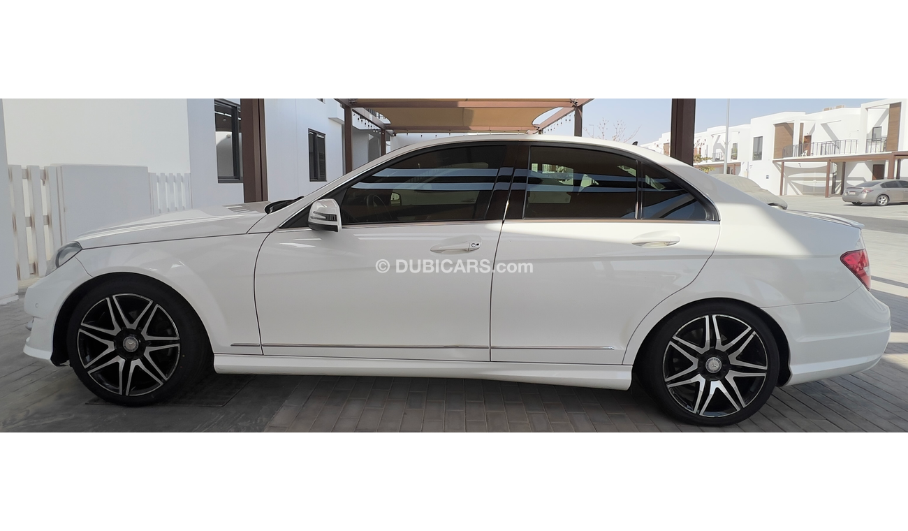 Mercedes-Benz C 200 AMG KIT