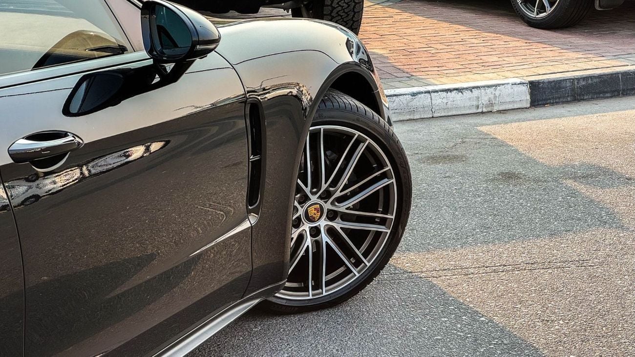 Porsche Panamera Std 3.0L (443 HP) 2022 Full Service History GCC 2.9L V6