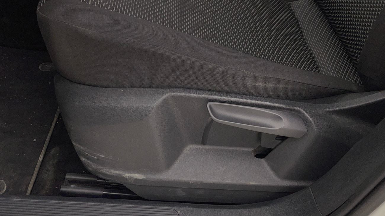 فولكس واجن T ROC TREND 1.4 | بدون دفعة مقدمة | اختبار القيادة في المنزل