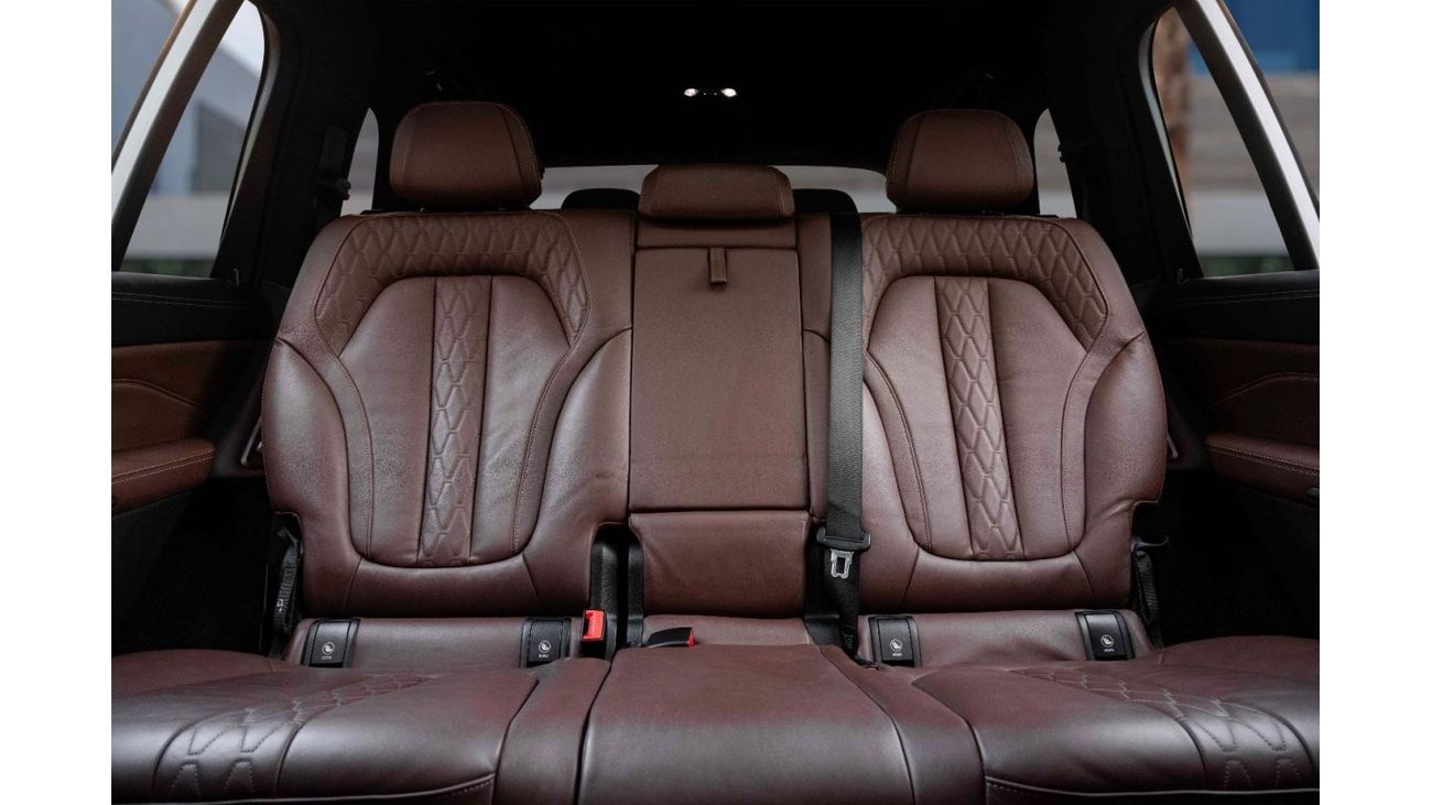 BMW X7 xDrive40i M-kit | 4,112 P.M  | 0% Downpayment | WARRANTY!