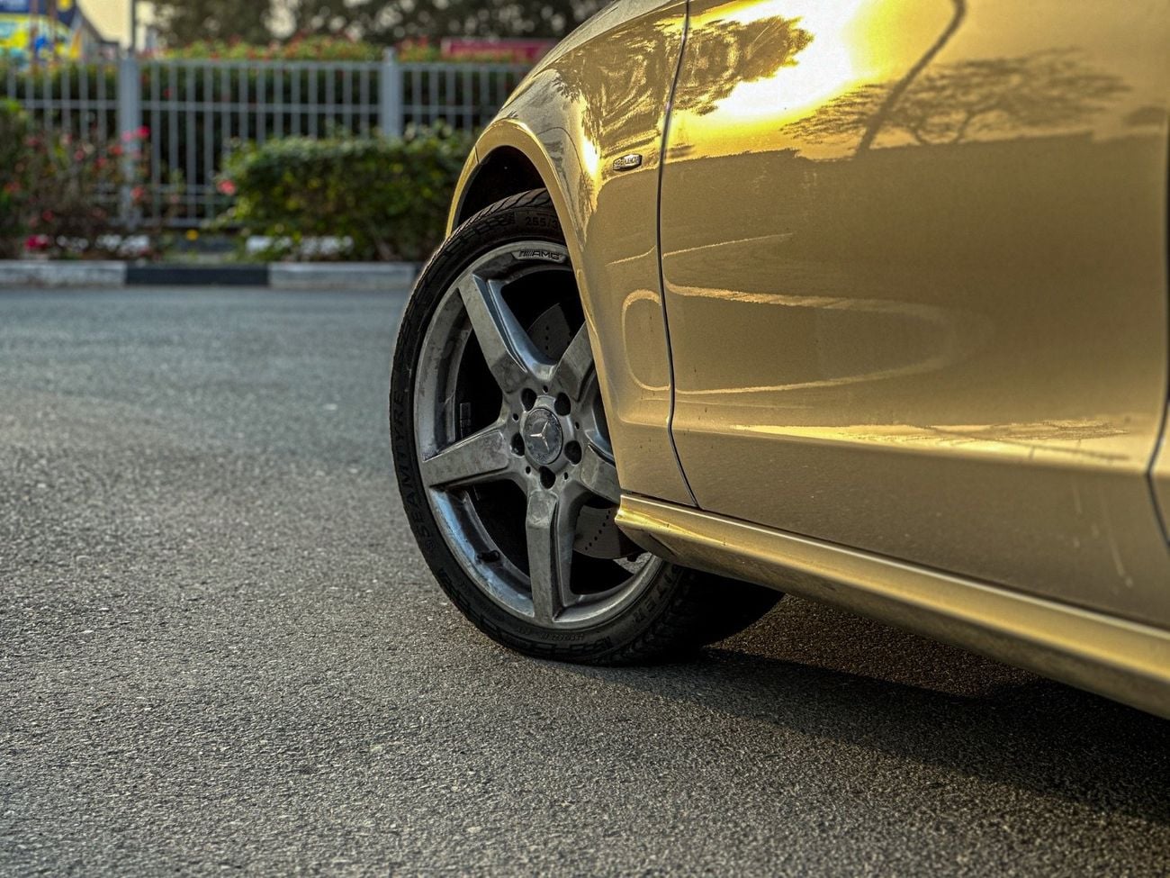 مرسيدس بنز CLS 55 AMG 2012 Mercedes-Benz CLS 550 AMG | V8 Twin Turbo | 402 Hp | Law Mileage (153,000 Km) | Japanese Specs