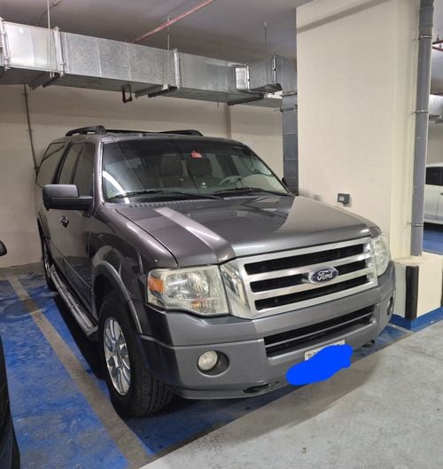 Ford Expedition EL XLT 5.4L