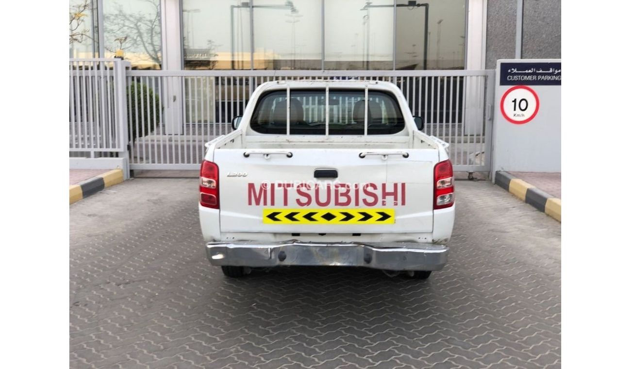Mitsubishi L200 GL GCC 2*4
