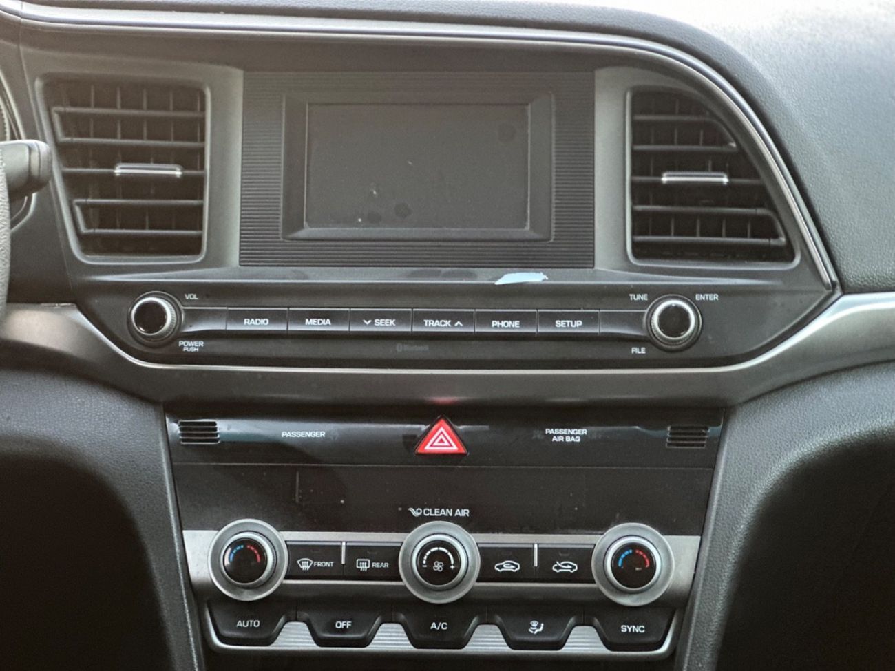 Hyundai Elantra GL 2.0L MODEL 2020 Car. PERFECT condition inside and outsidee