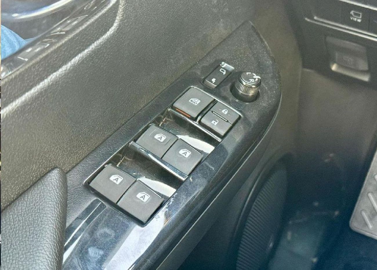 Toyota Hilux Adventure 2025 V6 4.0L Petrol Full Option