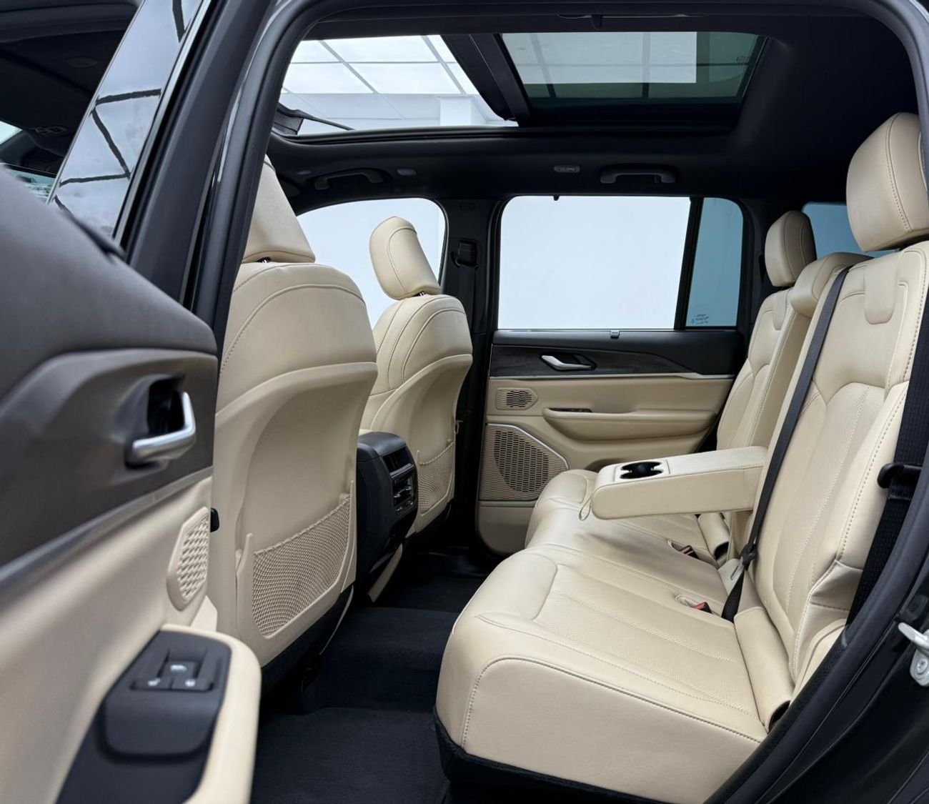 Jeep Grand Cherokee Limited 3.6L 2023 Jeep Grand Cherokee Limited Plus, 2026 Jeep Warranty, Full Jeep Service History, G