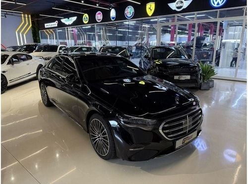 Mercedes-Benz E200 2025 MERCEDES BENZ E200 AMG LINE - Dealer Warranty 2 years could be extend
