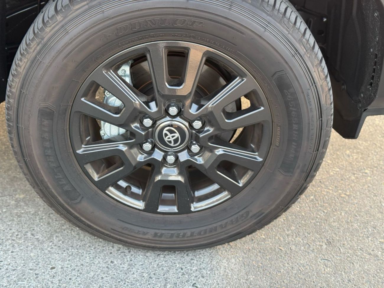 تويوتا برادو ADV 1st Edition 2.4T GCC SPEC UNDER WARRANTY