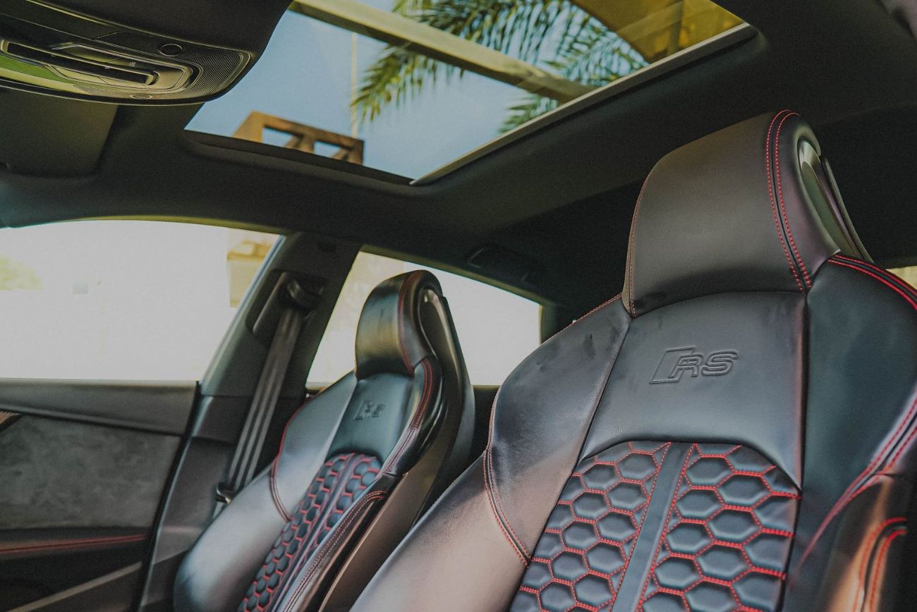 Audi RS5 TFSI quattro