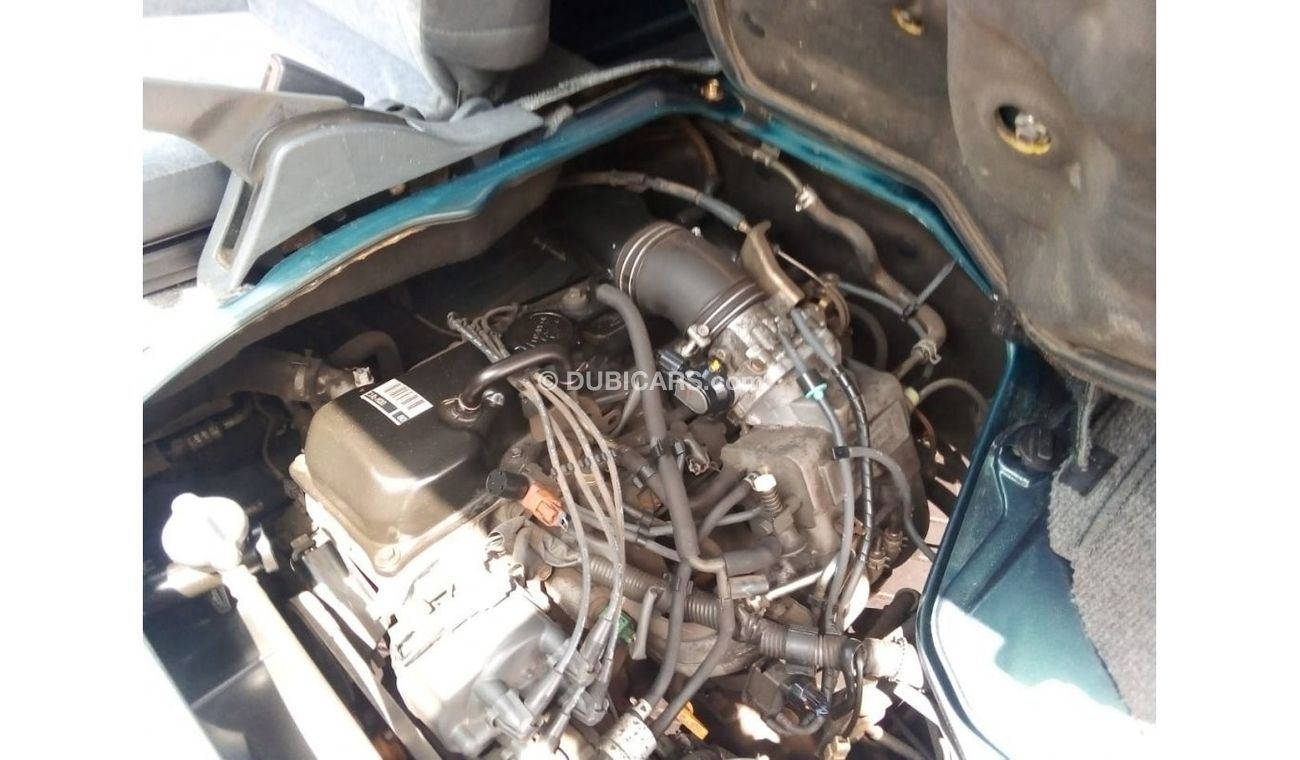 تويوتا هاياس TOYOTA HIACE VAN RIGHT HAND DRIVE(PM17764)