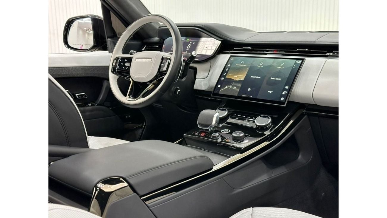 لاند روفر رينج روفر سبورت 2023 Range Rover Sport PS530 First Edition V8, Nov 2027 Range Rover Warranty, Full Options, GCC