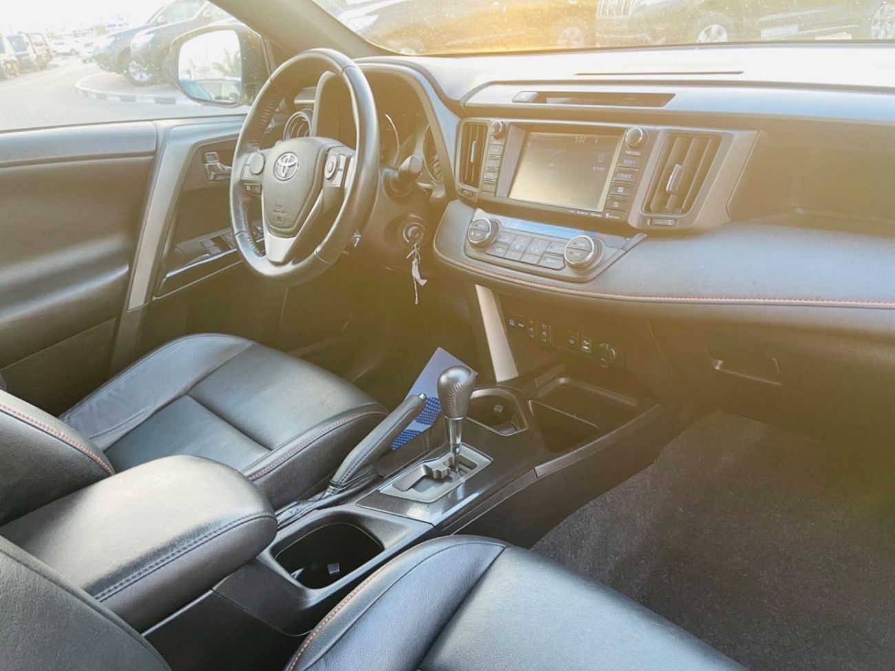 Toyota RAV4 Limited 2.5L SE  2.5L