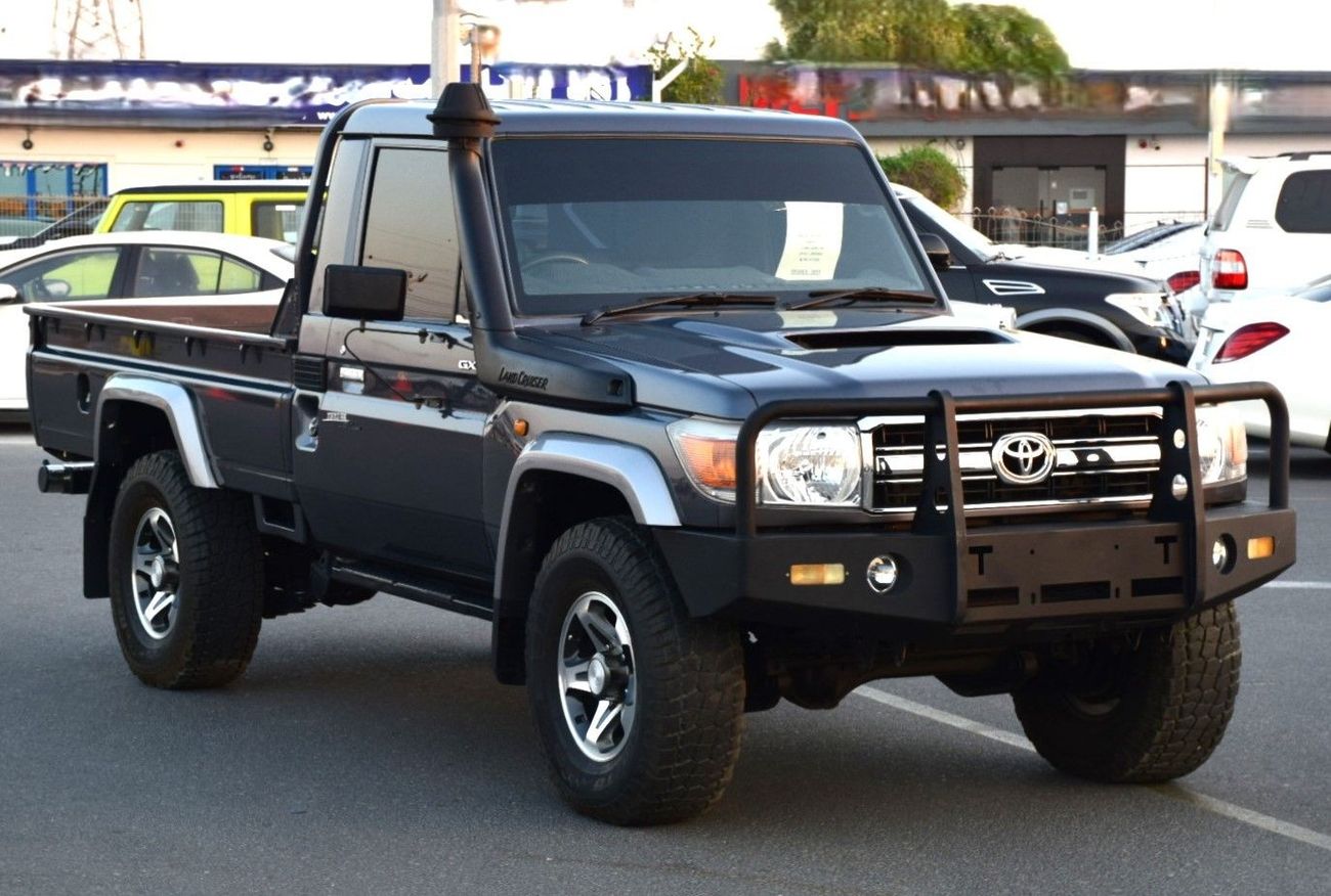 Toyota Land Cruiser Pick Up
