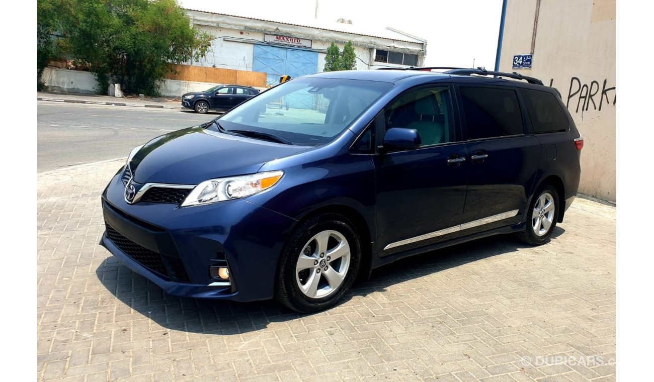 Toyota Sienna Full option clean automatic Door