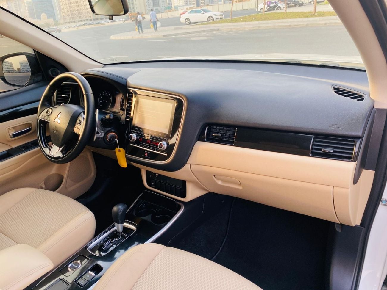 ميتسوبيشي آوتلاندر