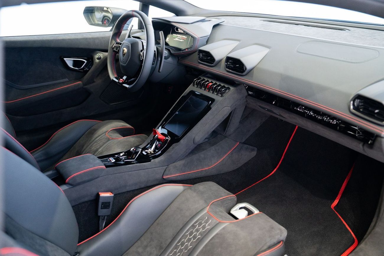 لامبورغيني هوراكان STERRATO 5.2L V10