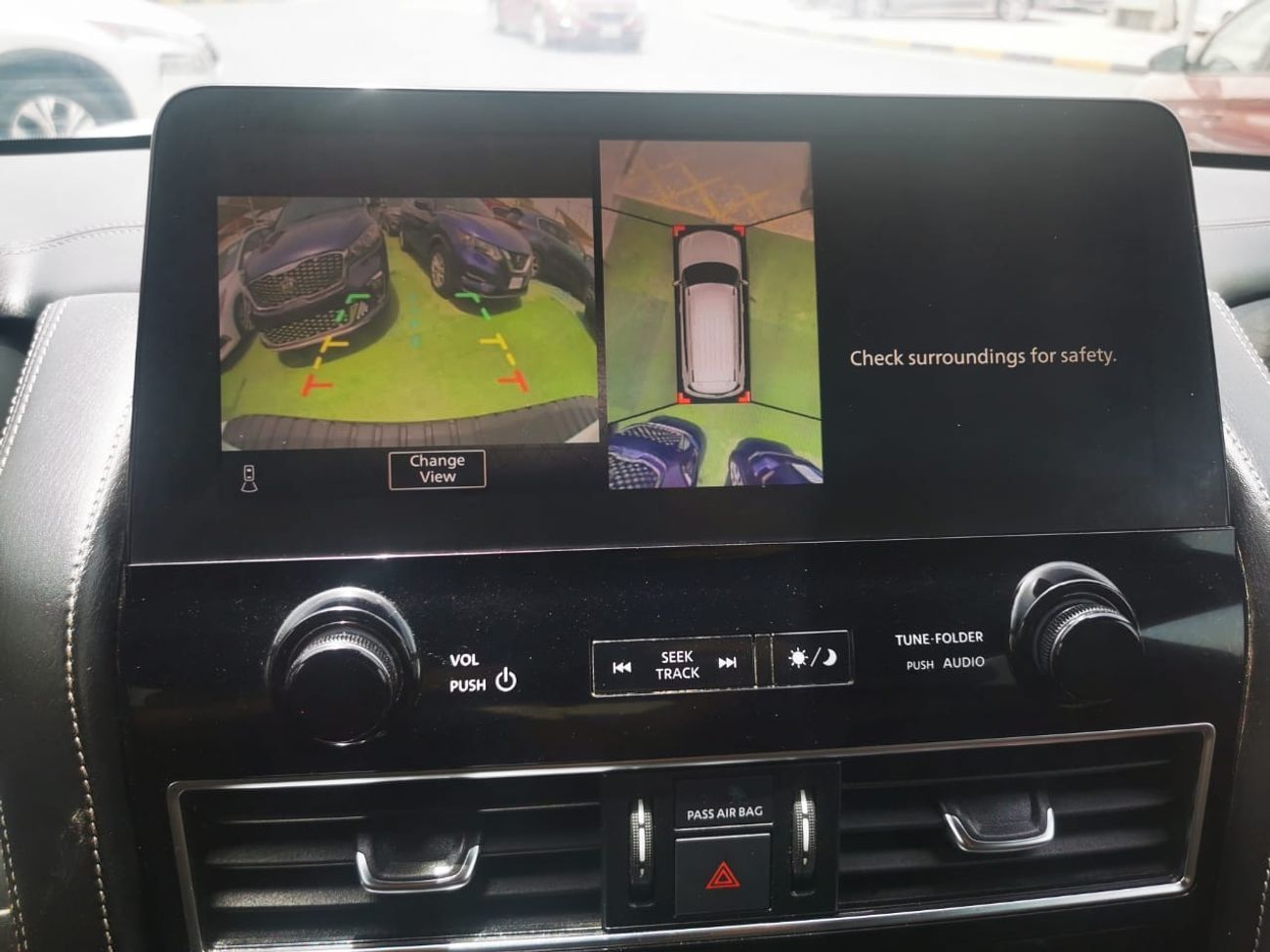 Nissan Armada Platinum