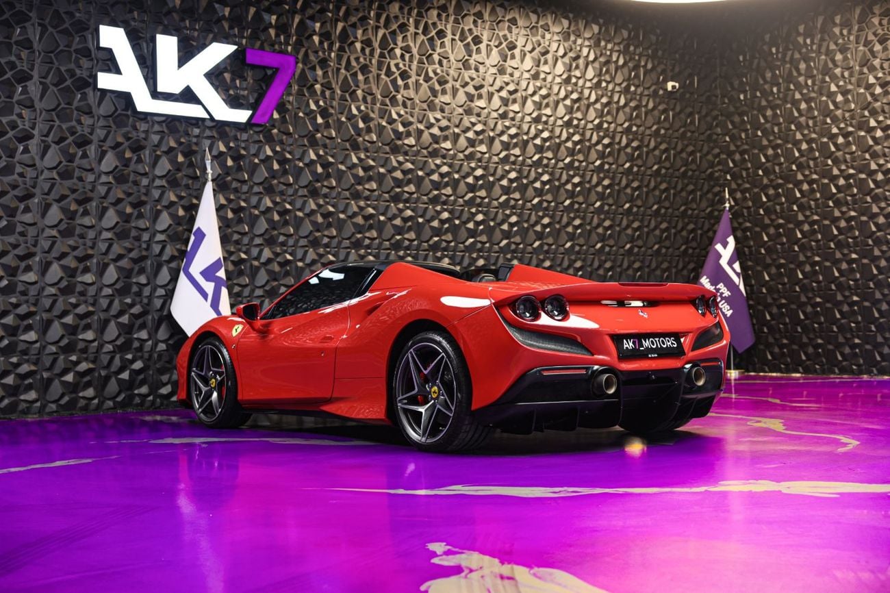 Ferrari F8 Spider STD Ferrari F8 Spider V8 Turbo HELE