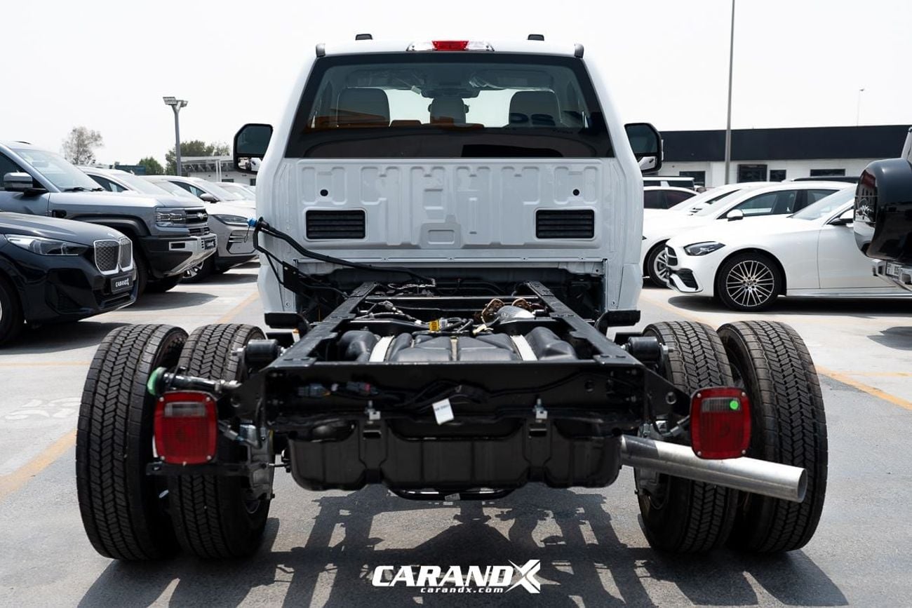 فورد F 550 REG CHAS CAB XL 145'' WB 6.7L V8 Diesel Automatic Transmission 4x4