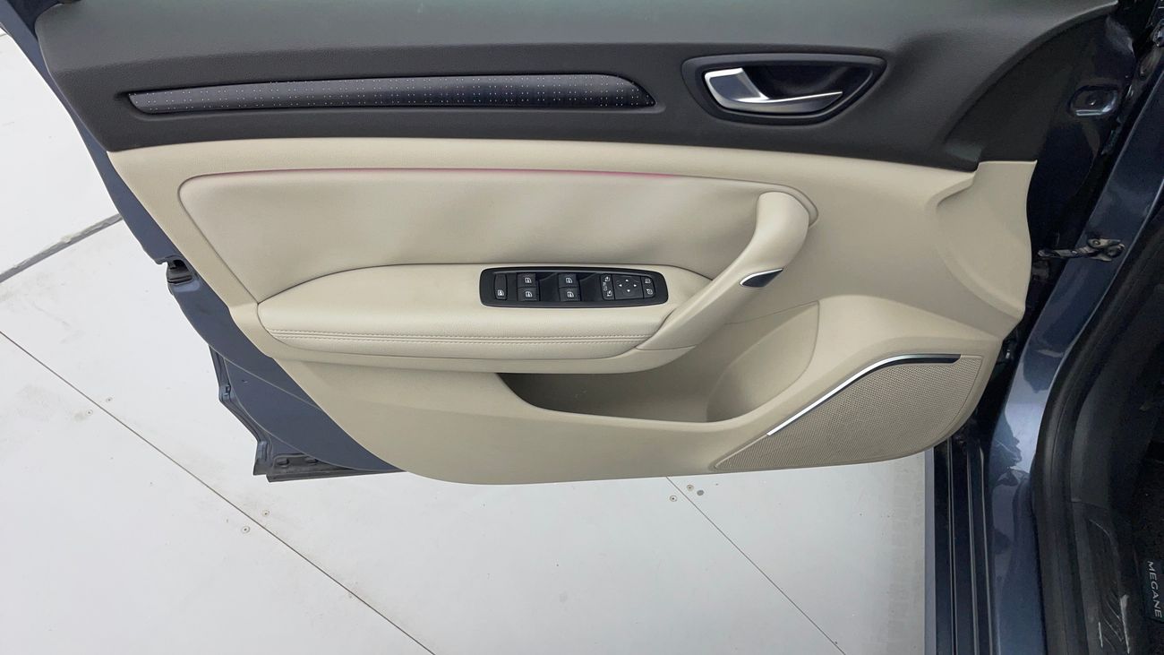 Renault Megane LE 1.6 | Zero Down Payment | Free Home Test Drive