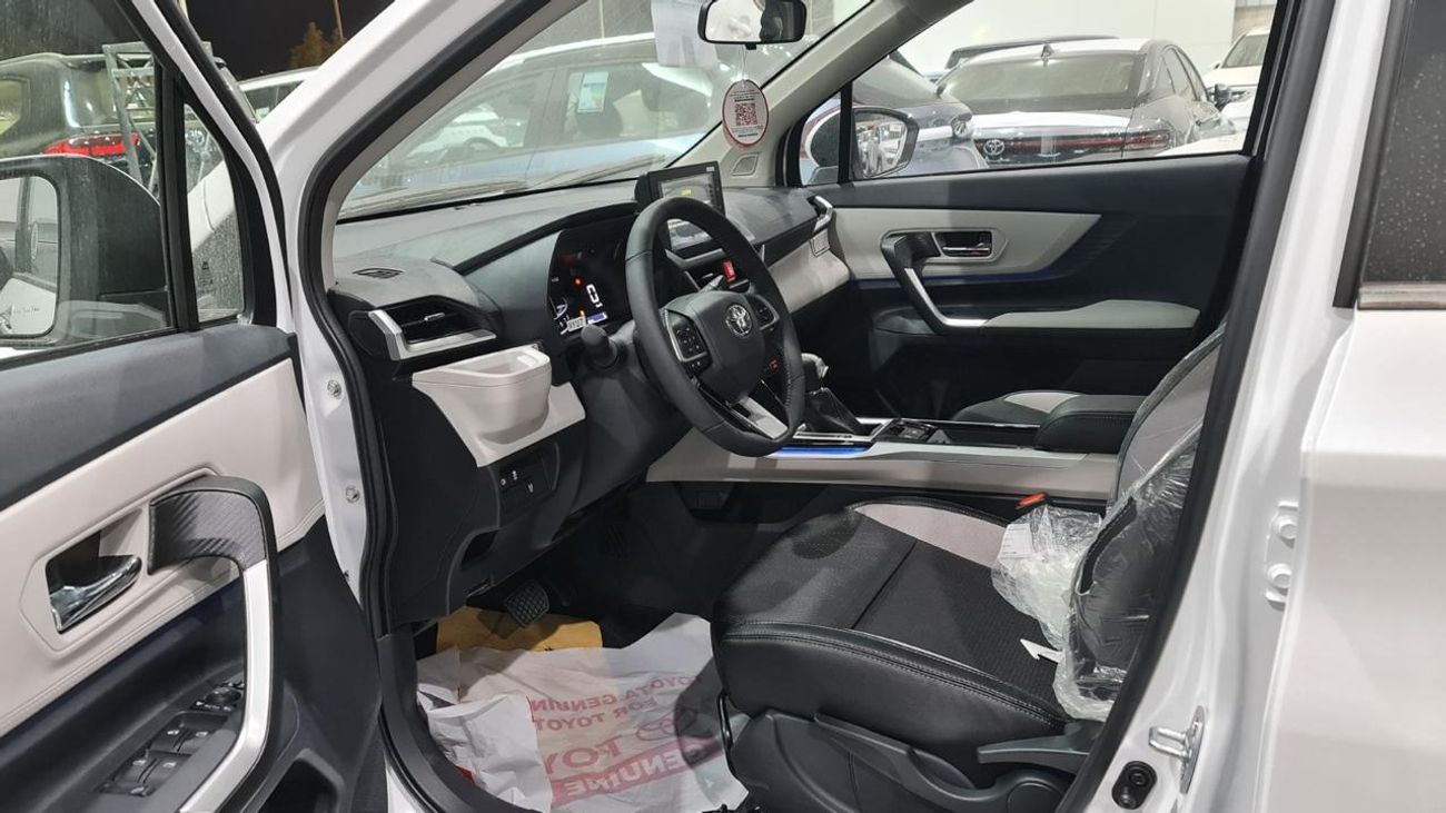 Toyota Veloz GCC 30 CAR AVAILABLE