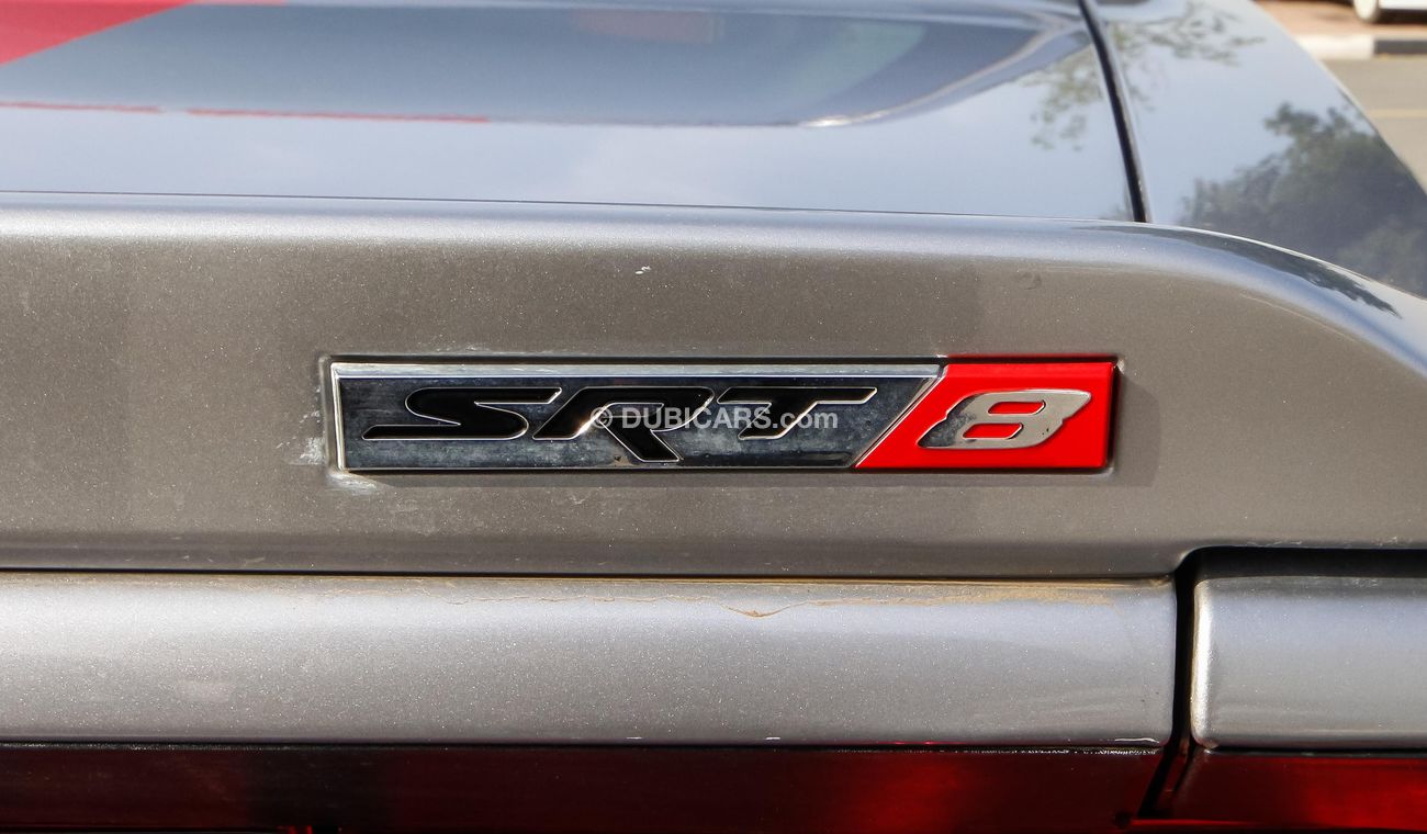 Dodge Challenger Hemi SRT
