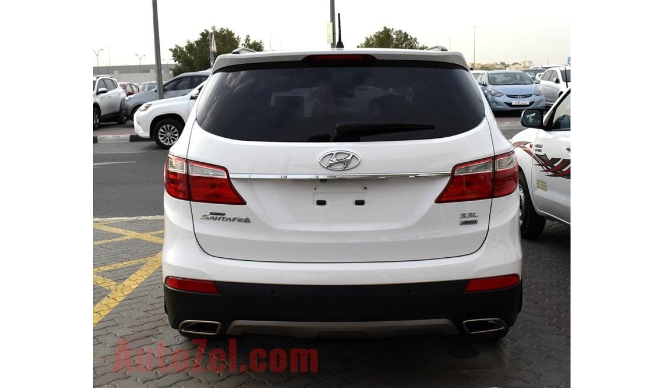 Hyundai Santa Fe WHITE 2015 GCC PANORAMA LETHER NO PAIN NO ACCIDENT PERFECT