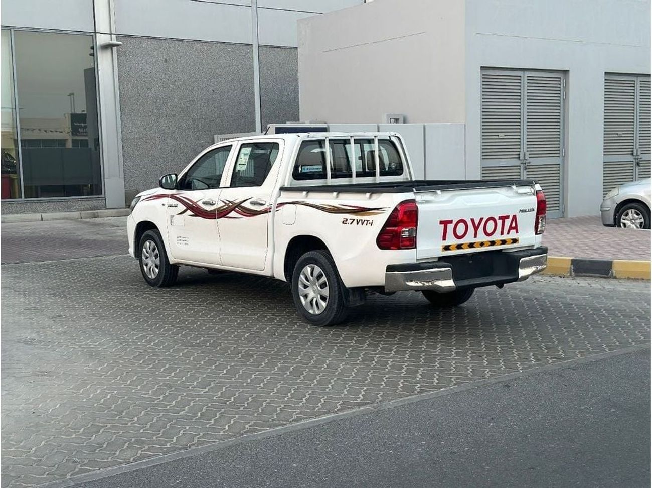 Toyota Hilux GLX 2 2.7L RWD