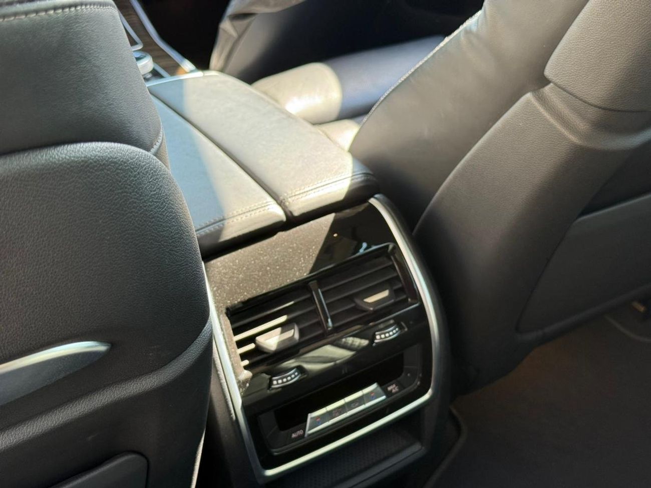 BMW X7 XDrive40i 3.0L