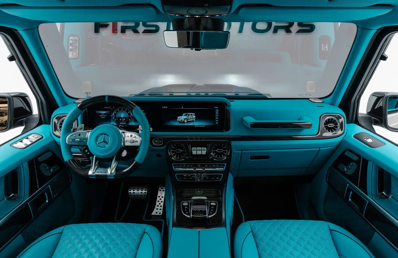 Mercedes-Benz G 63 AMG 4X4² 4.0L V8 Bi-Turbo Engine