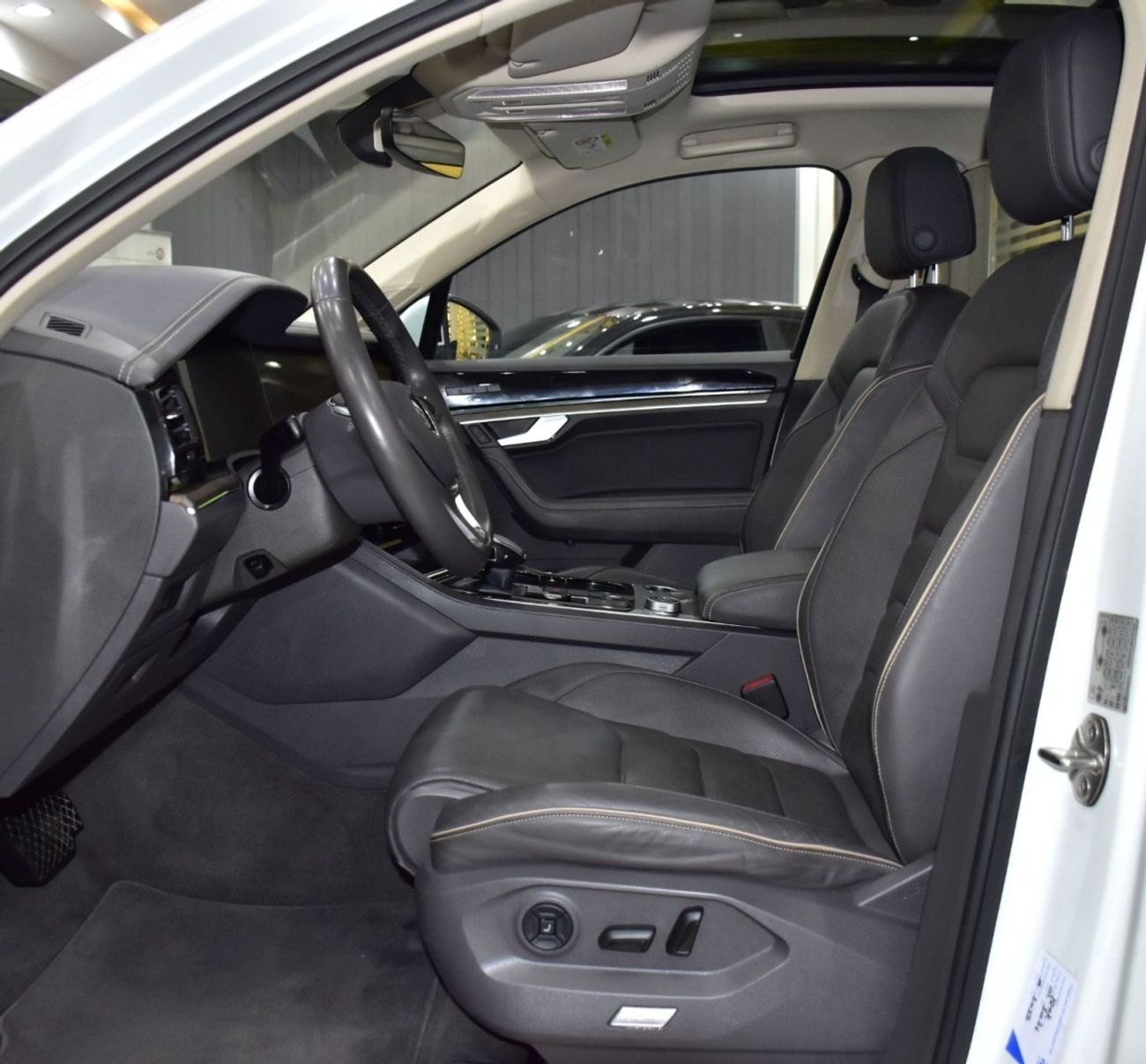 Volkswagen Touareg EXCELLENT DEAL for our Volkswagen Touareg ( 2019 Model ) in White Color GCC Specs